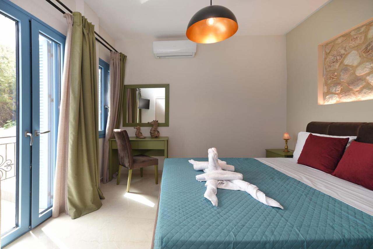 Syrene Luxury Suites Ермополи Екстериор снимка