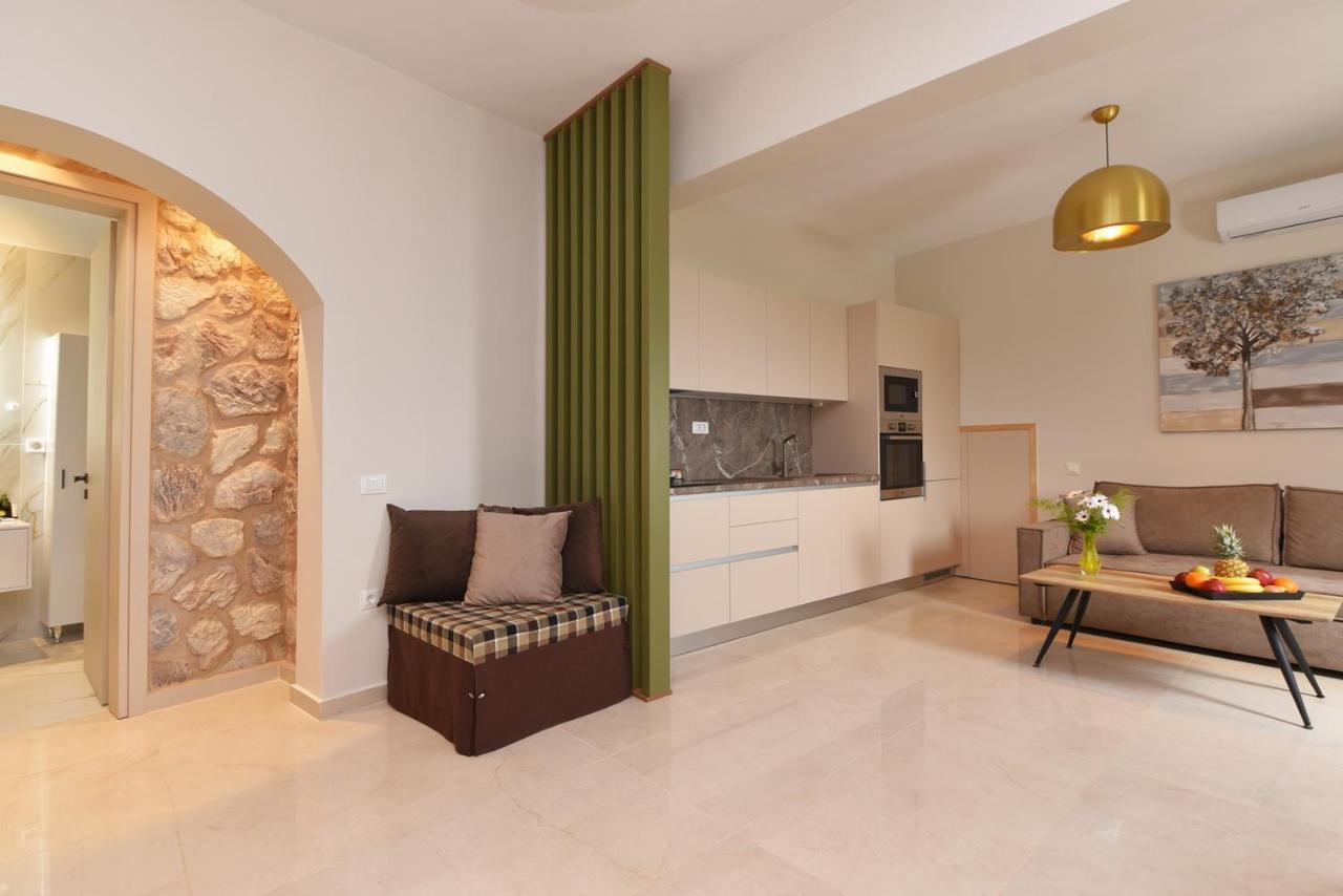 Syrene Luxury Suites Ермополи Екстериор снимка