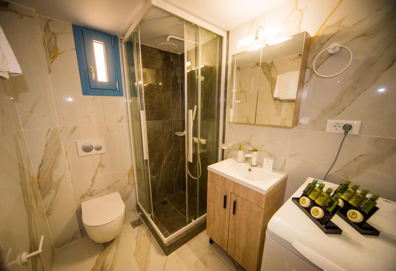 Syrene Luxury Suites Ермополи Екстериор снимка